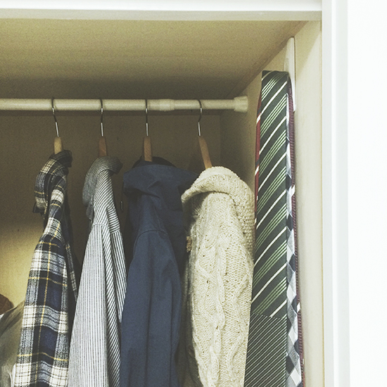 スタッフのアイデア帖 整理収納の味方 つっぱり棒 の使い方 押し入れ クローゼット編 北欧 暮らしの道具店