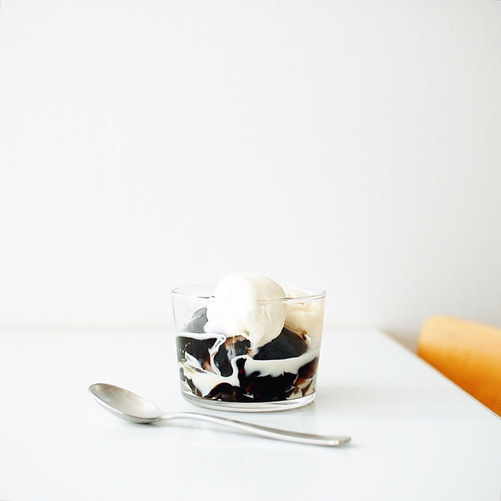 23時の 僕とおやつ モヤモヤする夜には 映画とおやつが効きます 北欧 暮らしの道具店