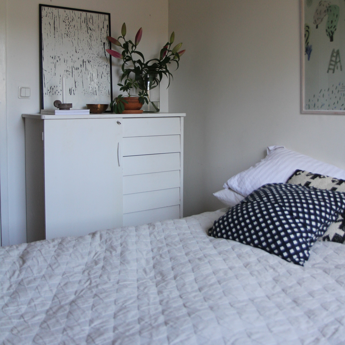 Fikaにお邪魔しました 第3話 ダイニングキッチンと 寝室 ミニマルに 北欧インテリア を楽しむ 北欧 暮らしの道具店