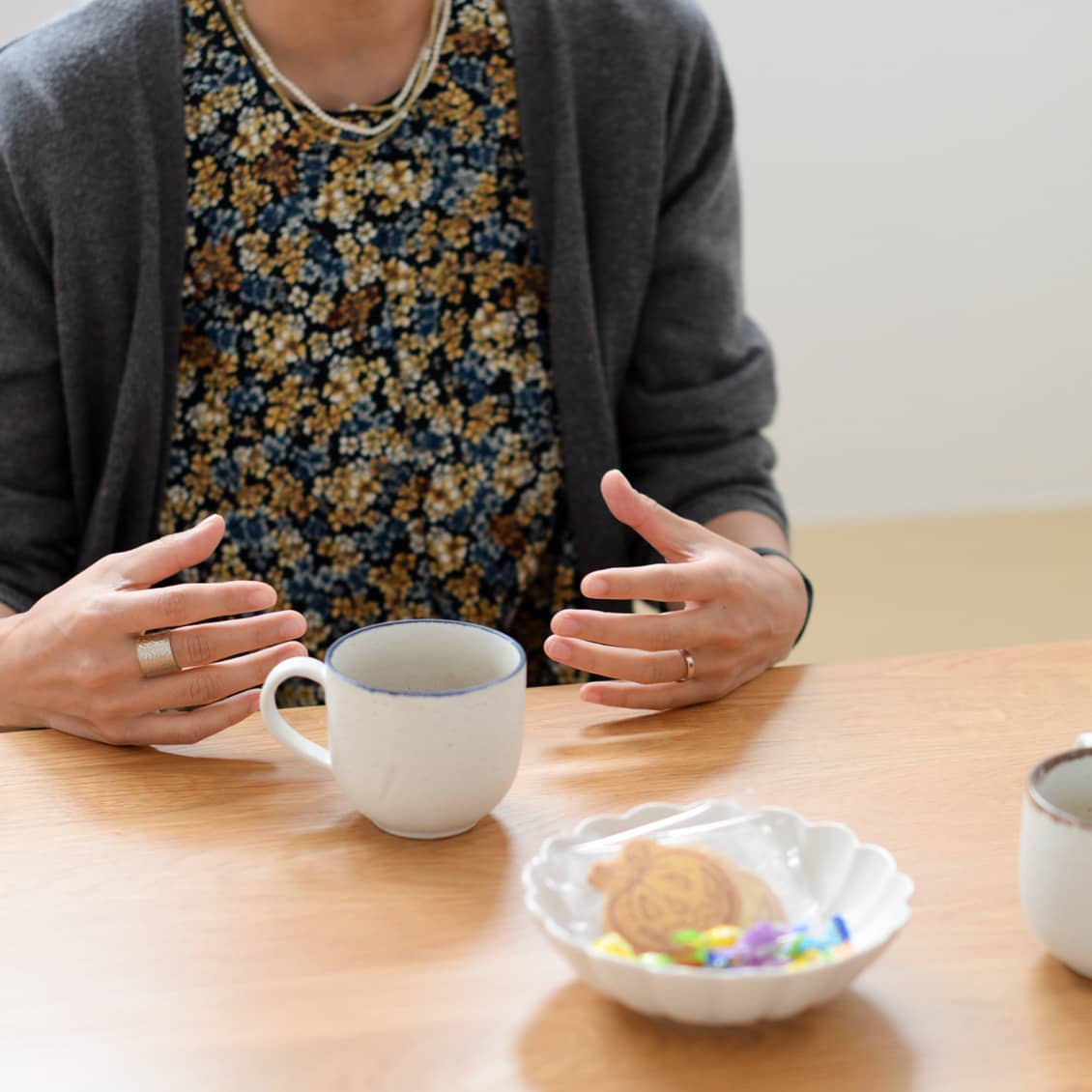 お茶の間会議 身近な人にも聞きにくい 一人っ子 をテーマに語りました 北欧 暮らしの道具店