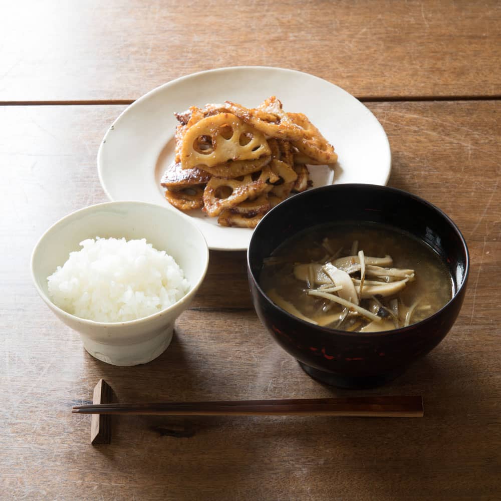 シンプルでもおいしい和食づくりのコツを飛田和緒さんに教わります 北欧 暮らしの道具店