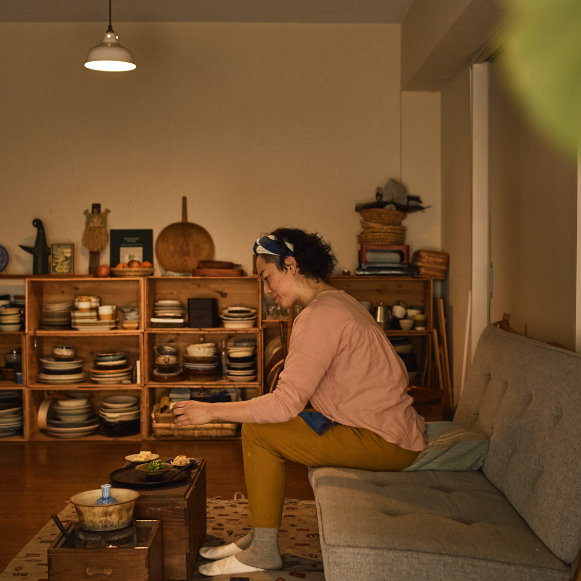 キッチンからはじまる暮らし 第4話 いつもの部屋が違って見える 朝と夜のテーブルまわり 北欧 暮らしの道具店